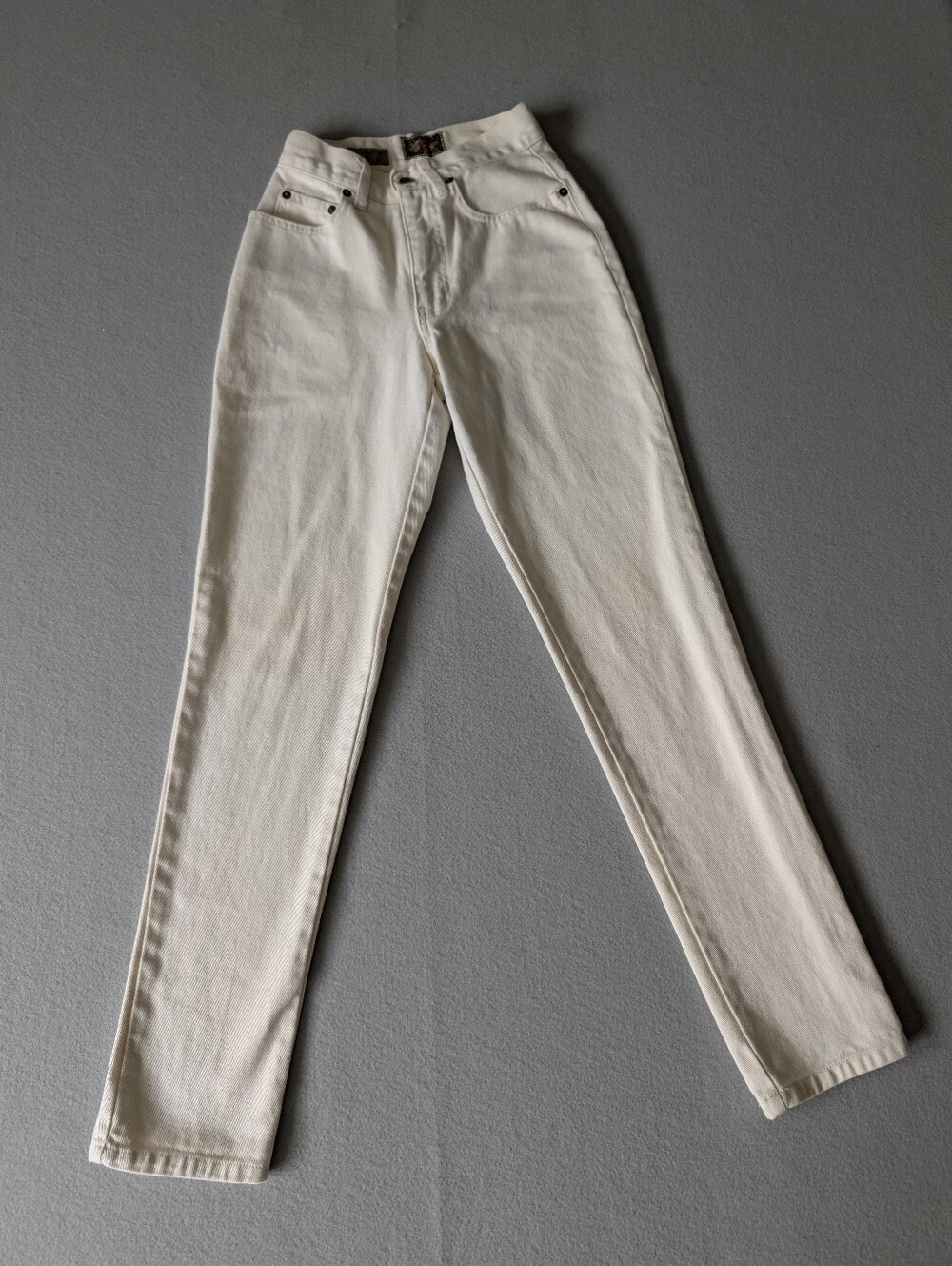 Vintage 90s Express No. 4 Jeans Cream White Slim Mom Jeans Sz 1/2 High Rise USA image 2